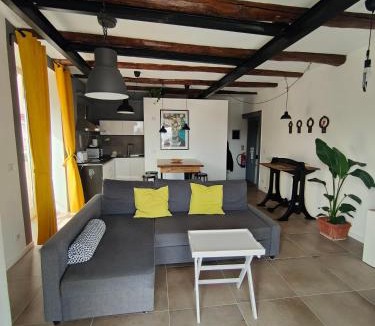 Montecalvario Apartment | Montesanto 77 casa panoramica al centro storico