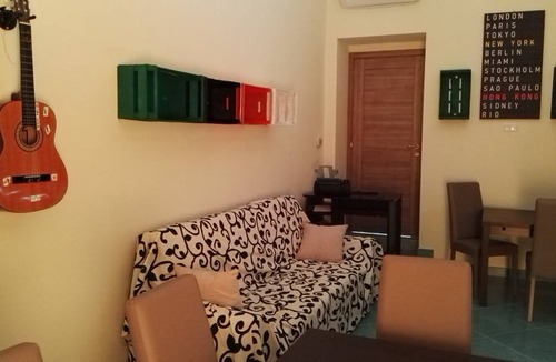 Naples City Centre House | Motel