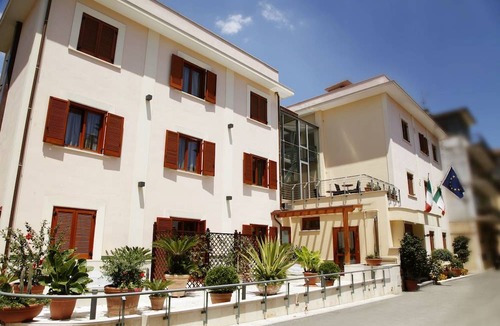 Pompei House | Motel