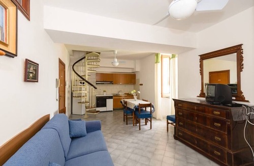 Marina del Cantone Apartment | Musdea, Mimì sul Mare. Apartmet with private beach