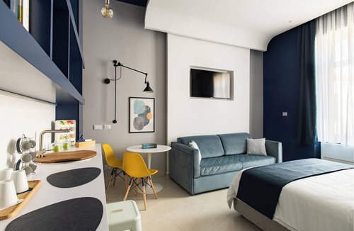 Naples City Centre Cabin | My Lodge Italy - Via Duomo 305 - Naples