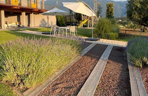 San Salvatore Telesino Villa | My Rental Homes - Villa San Salvatore, in Benevento, private pool and garden