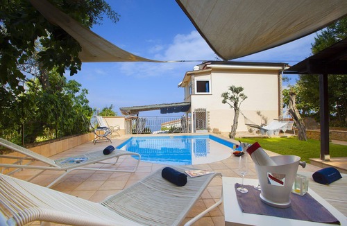 Schiazzano Villa | My Rental Homes - Villa Mouna with private pool and jacuzzi