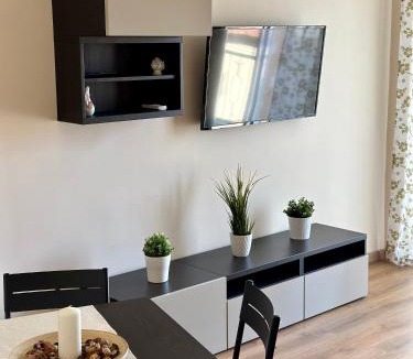 Secondigliano Apartment | Napulè house - Napoli appartamento in centro