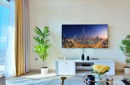Jadaf Apartment | New Bright & Modern Luxury 1BR with Full Burj View
