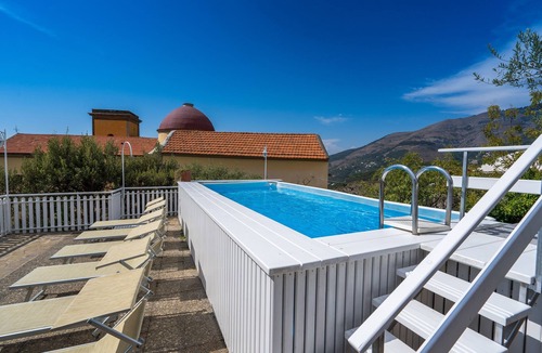 Vico Equense Villa | Newly restored villa with private pool for up to 14 people near Sorrento