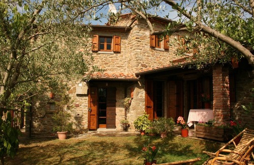 Montecchio Apartment | Nice apartment for 4 people with TV, close to Cortona