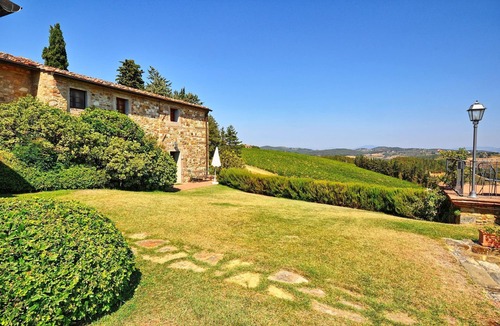San Casciano in Val di Pesa Apartment | Nice apartment with pool, WIFI, TV, pets allowed and panoramic view, close to Greve In Chianti