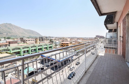 Mondragone Apartment | Nice apartment in Mondragone with WiFi