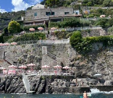 Castiglione House | onde di luce