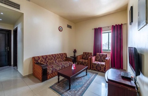 Al Sharq Apartment | One Bedroom Apartment Near by Fazran Cafe