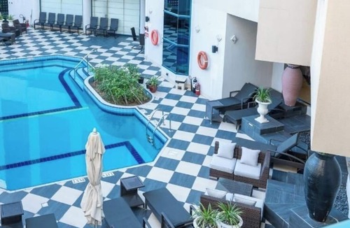 Garhoud House | One Bedroom Near Gigico Metro station By Luxury Bookings