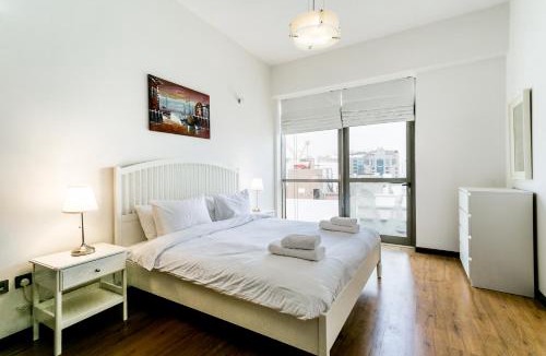 Al Barsha 1 Apartment | One Perfect Stay - Al Murad 1BR 03