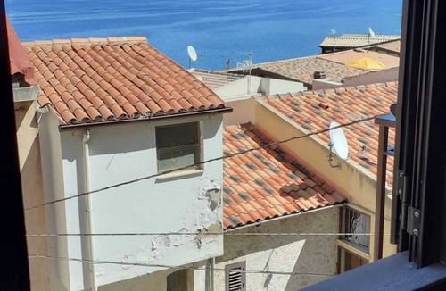 Scilla Apartment | Orange House Chianalea