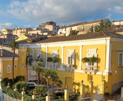Rossano Bed & Breakfast | Palazzo Cherubini-Pools & Wellness