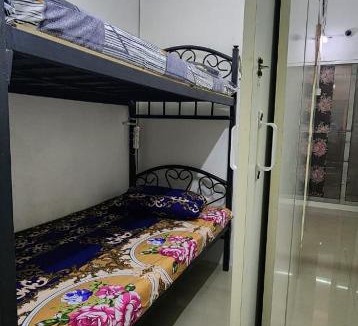 Deira House | Partition Men bed space 2