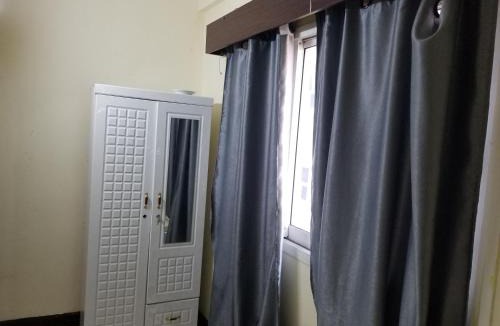 Al Muraqqabat Apartment | Partition Rooms in Hotel Apartment