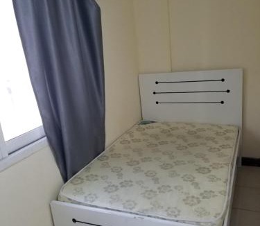 Al Muraqqabat Apartment | Partition Rooms in Hotel Apartment