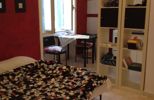 Pozzuoli Apartment | Parva Domus: Domus Magnus