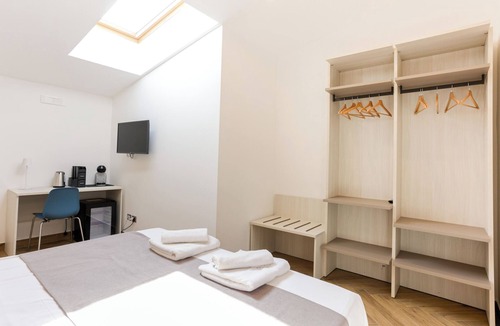 Montecalvario House | Pessina 90 Rooms - Camera 2