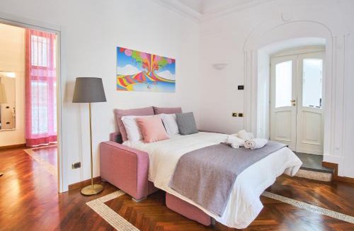 Chiaia Apartment | Pink Star Napoli Luxury Apartment