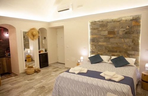 San Ferdinando Apartment | Plebiscito House Naples