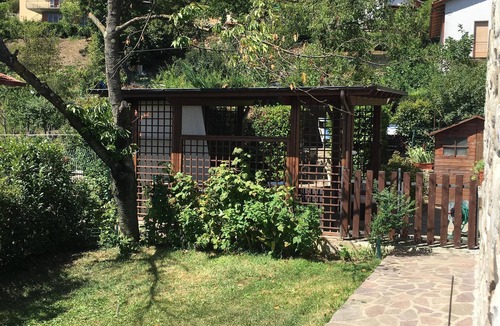 Chiusi della Verna Apartment | POP-ART STYLE APARTMENT WITH RELAXATION AREA AND SPA