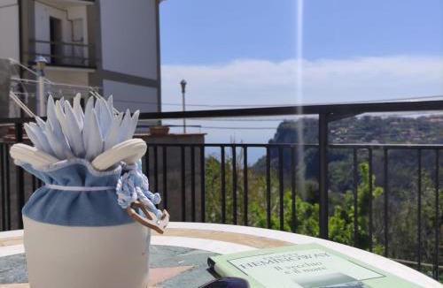 San Lazzaro House | POSITANO RECORDS OASI CILEA