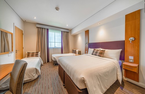 Dubai Investment Park Hotel | Premier Inn Dubai Investment Park