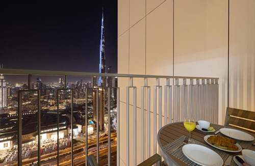 Za'abeel 2 Apartment | Premium 2 Bedroom High-Floor Apartment Offering Spectacular Burj Khalifa & Fountain Views, Steps Away from Dubai Mall - Downtown Dubai by Stayfinity - Max 8 Guests