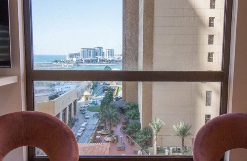 Dubai Marina Apartment | Premium 3BR+Maid in JBR | 2 min walk to the Beach!