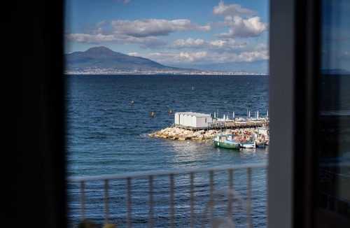 Sorrento Historic Centre Apartment | Private apartment, panoramic balcony with a view of the sea in Sorrento