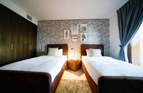 Palm Jumeirah Apartment | Private Beach, Resort Living Kingdom of Sheba