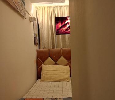 Al Barsha 1 House | Private Partition room