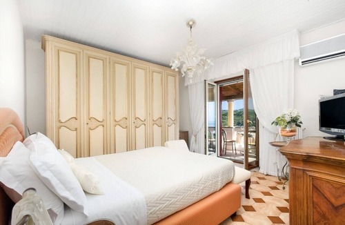 Schiazzano Villa | Private villa with swimming pool in Sorrento