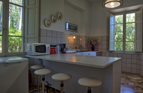 Ponte Buriano Villa | Private Villa with hot tub, private pool, WIFI, TV, pets allowed, panoramic view, close to Arezzo