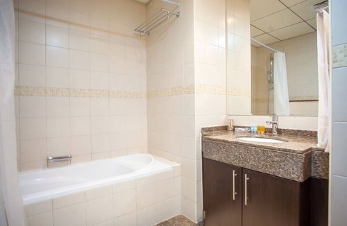 Dubai Marina Apartment | Q146 - Bay Central Marina/JBR/1B4G