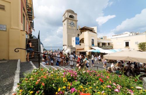 Capri Apartment | Qasar Luxury Suite - in Capri's Piazzetta