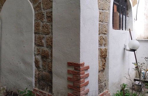 Rione Sanita Villa | Quadruple room and private bathroom in an independent villa with an ancient garden