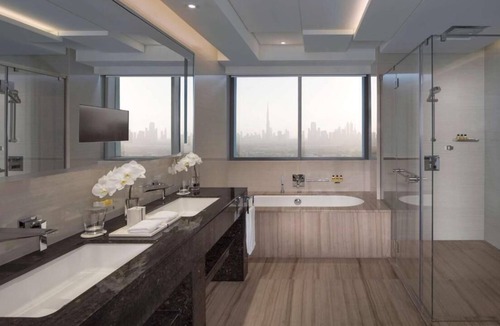 Bur Dubai House | R 1500 - Hyatt Regency Dubai Creek Heights