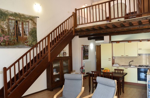 Roccavivara House | Rainbow "Family Loft" Holiday Rental