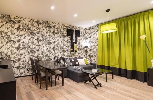 Cassino Apartment | Rainbow Suite