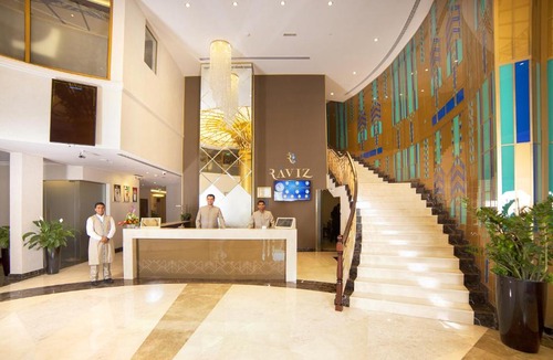 Al Mankhool Hotel | Raviz Center Point Hotel