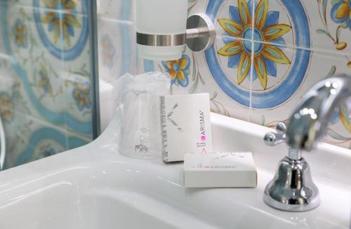 Naples Bed & Breakfast | REDDIMUS Guest House