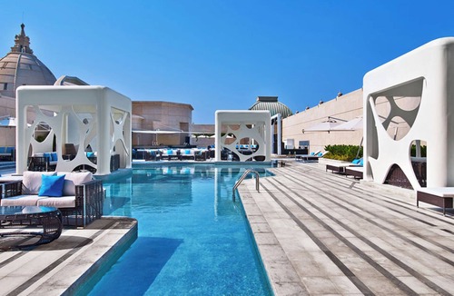 Sheikh Zayed Road Apartment | Regal Heights 1-bedroom Penthouse in Business Bay, Dubai. Pet-Friendly!