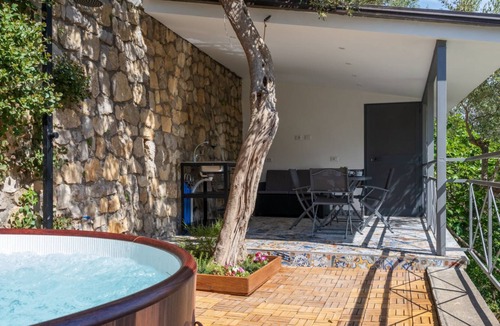 Meta House | Relais Regina Vittoria