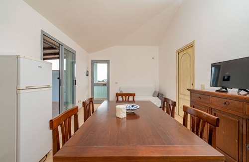 Monte Petrosu Apartment | Residence La Tartaruga Terrace with swimming pool