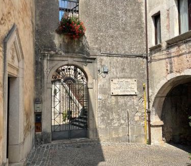 Fornelli Apartment | Residenza del Castello di Fornelli