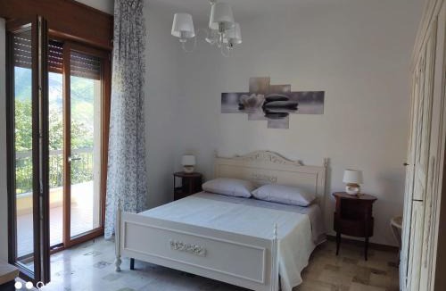 Piazza-Tralia-Pendolo Apartment | Residenza Regina Margherita, Apud Montes