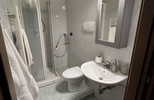 Rozzano Apartment | Rome 23, apartment in Rozzano